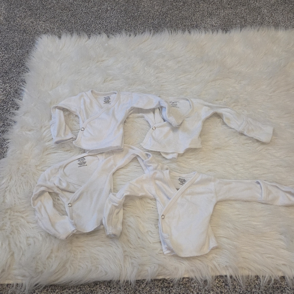 Baby Clothes TWINS Lot - Picture 16 of 16